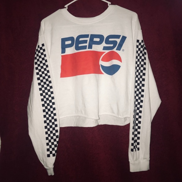 Forever 21 Tops - FOREVER21 Pepsi crop top 😍🥰